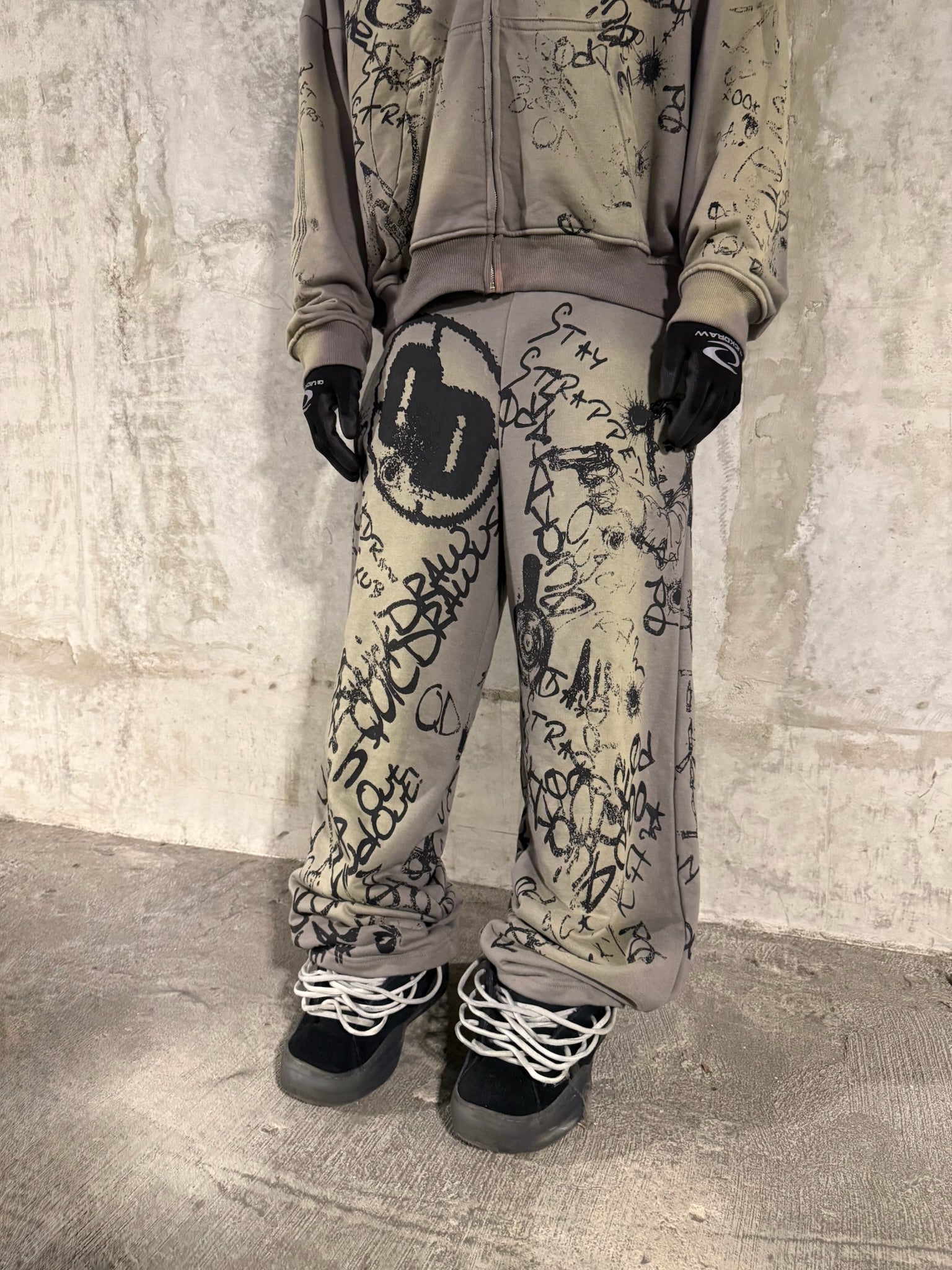 'STONE' Graffiti Sweats