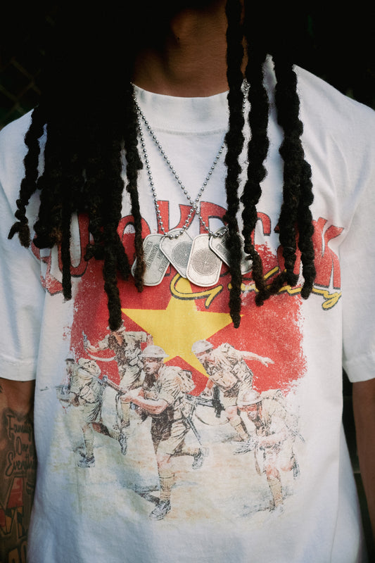 戰爭 T 卹“白色”